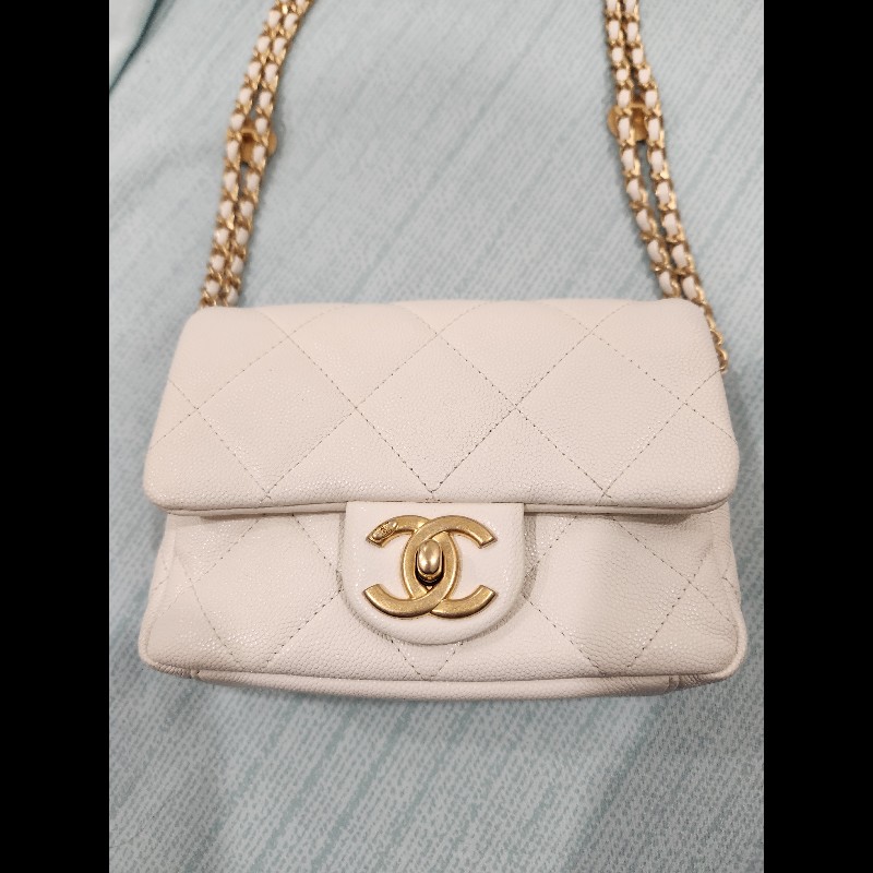22C Chanel 白雪公主金幣 Mini Flap｜白色荔枝皮 金扣-8