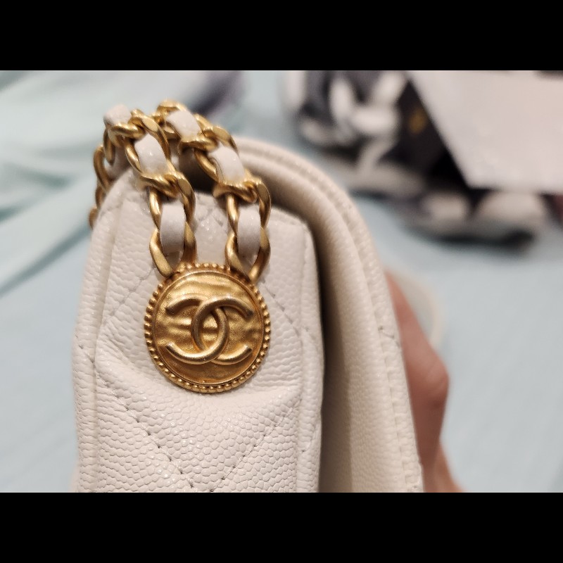 22C Chanel 白雪公主金幣 Mini Flap｜白色荔枝皮 金扣-11