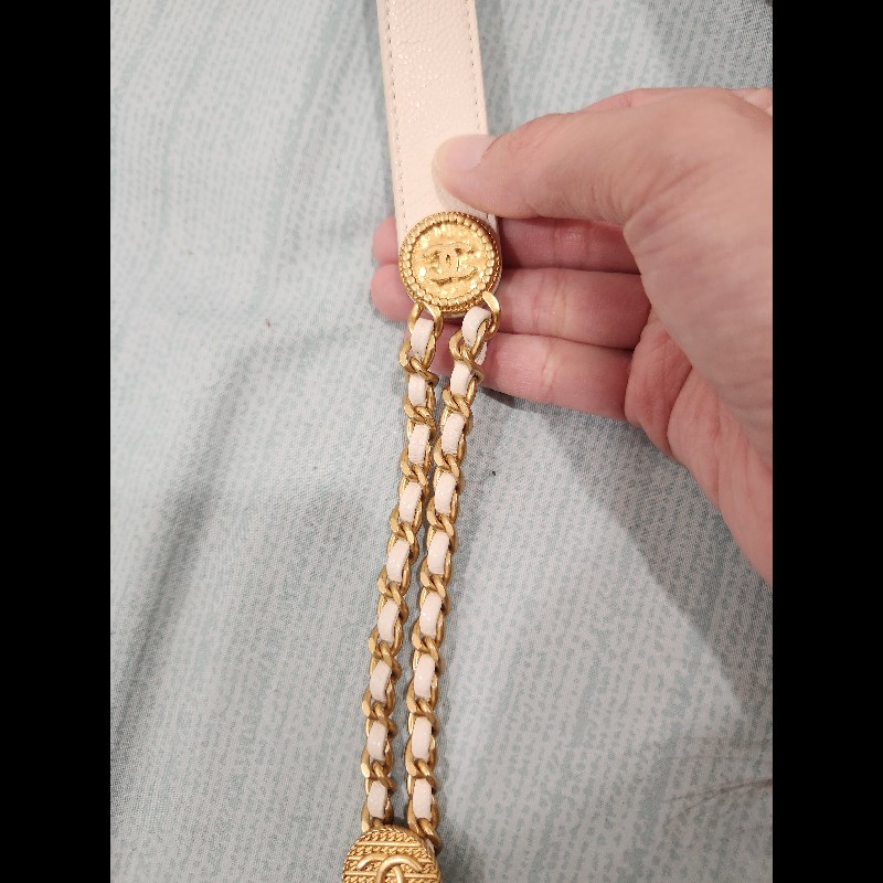 22C Chanel 白雪公主金幣 Mini Flap｜白色荔枝皮 金扣-25