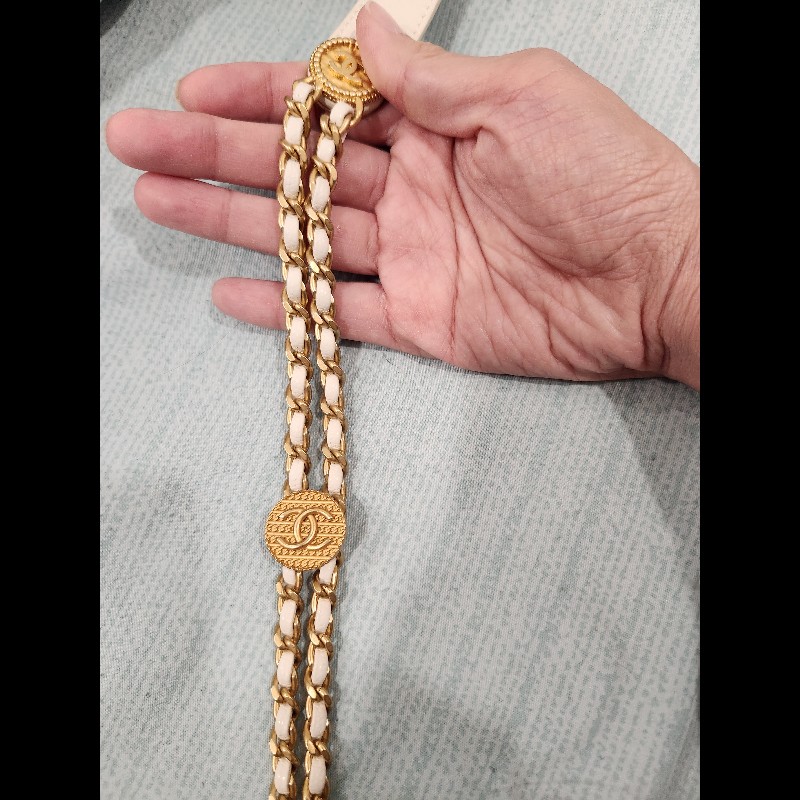 22C Chanel 白雪公主金幣 Mini Flap｜白色荔枝皮 金扣-31