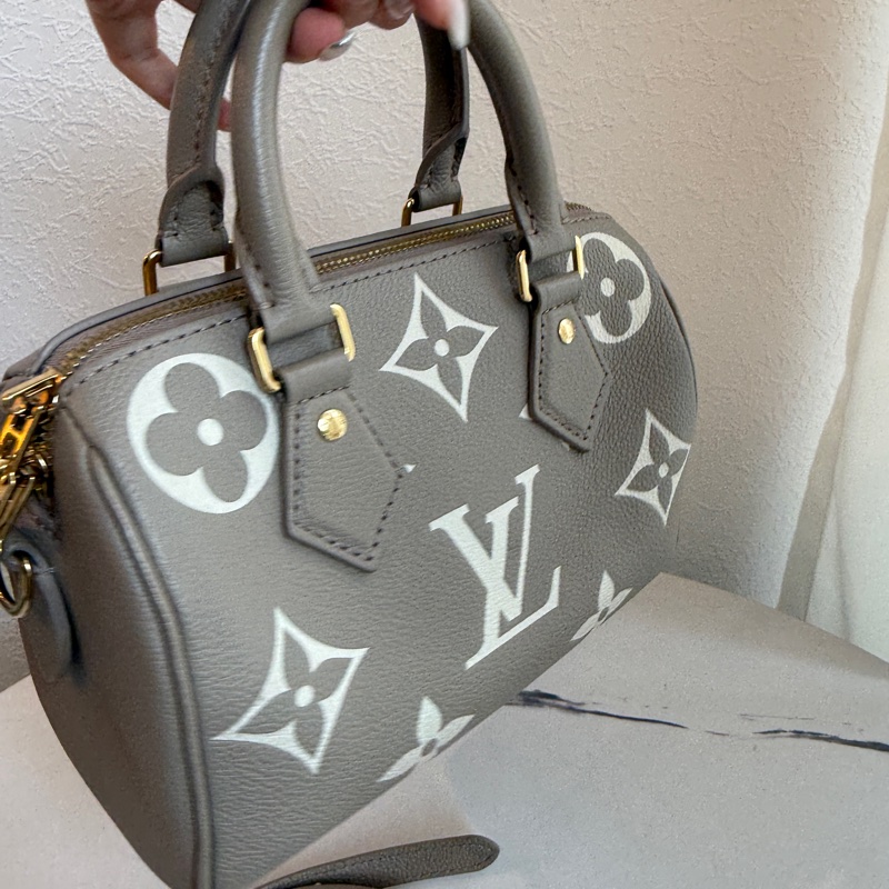 lv speedy20斑鳩灰斜背包-5