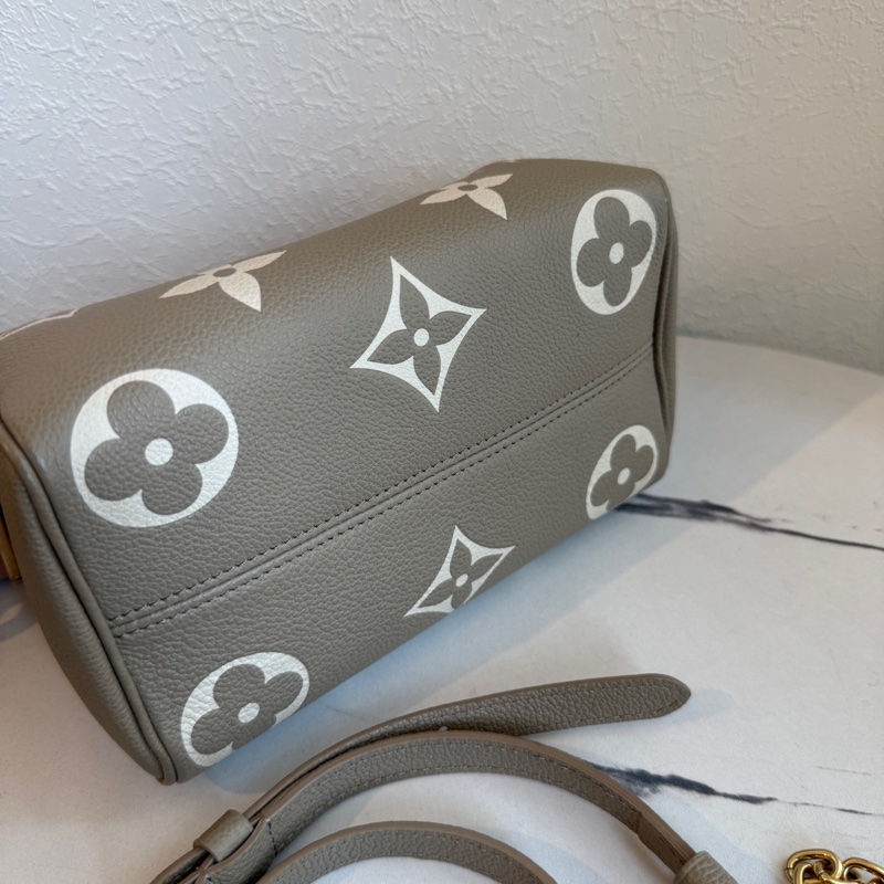 lv speedy20斑鳩灰斜背包-8
