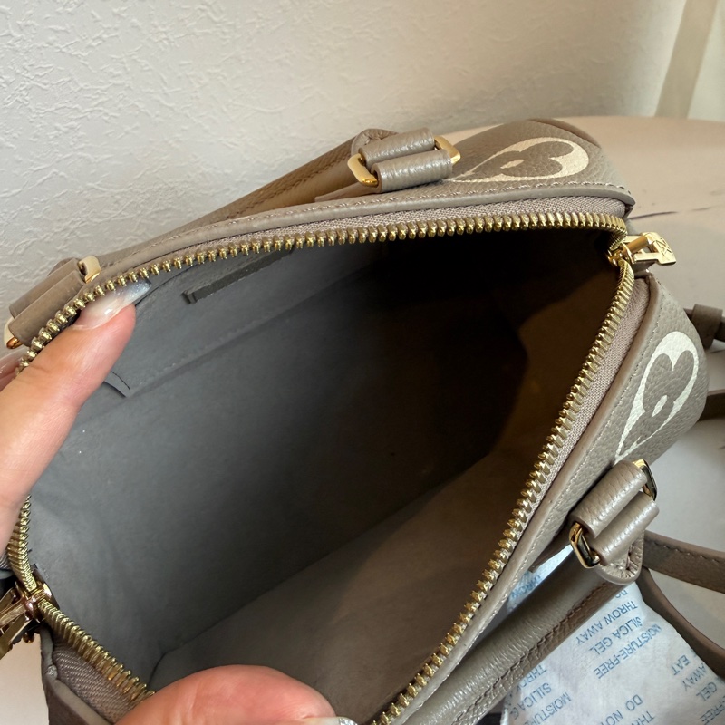 lv speedy20斑鳩灰斜背包-10