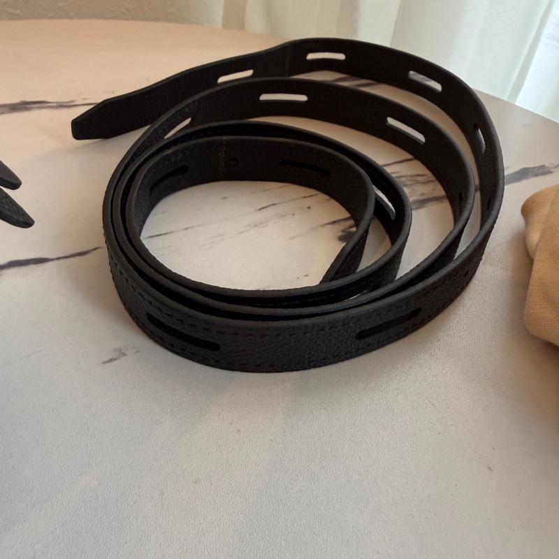 lv黑色壓紋圓餅包🤍🤍🤍❤️-14