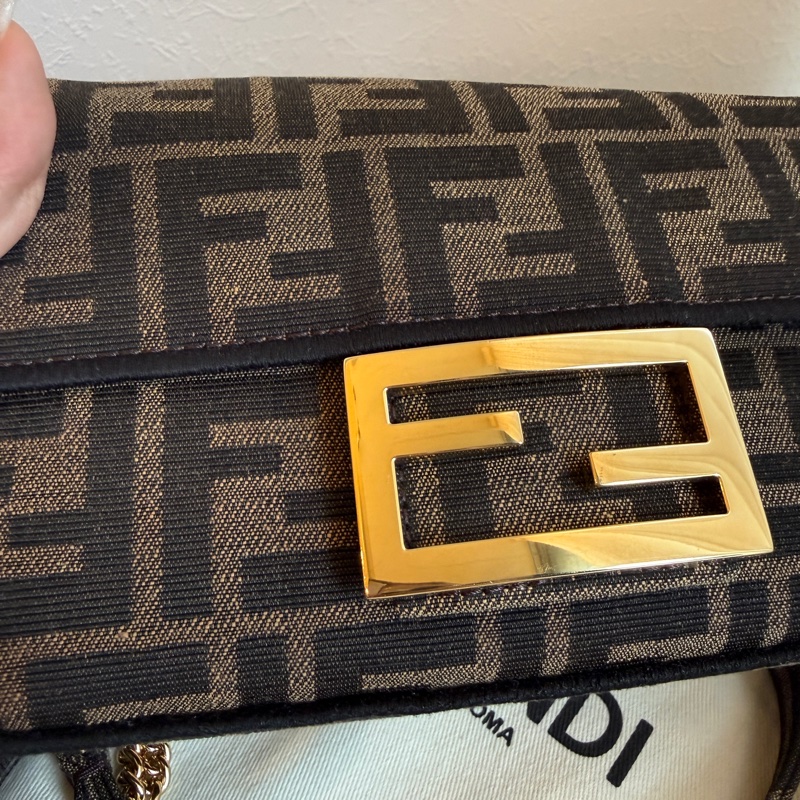 FeNdi 法棍小迷你。好可愛-2