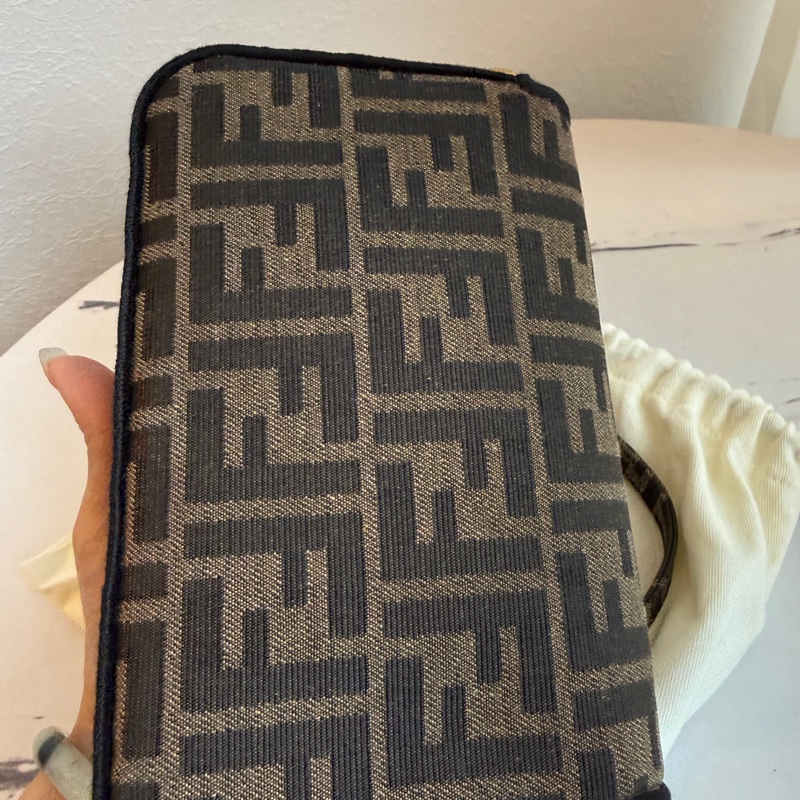 FeNdi 法棍小迷你。好可愛-5