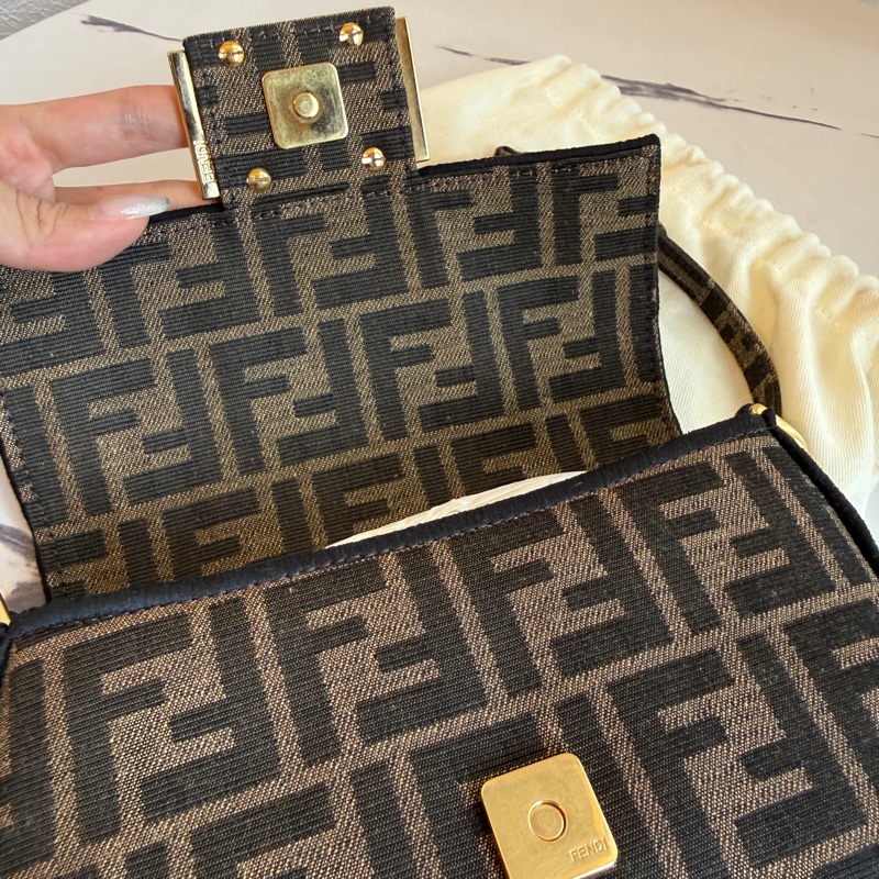 FeNdi 法棍小迷你。好可愛-13
