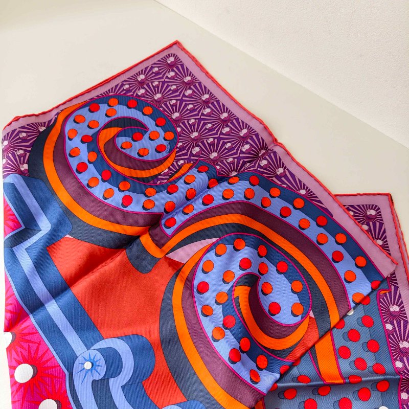 hermes 愛馬仕絲巾 90*90cm 閒置新-4