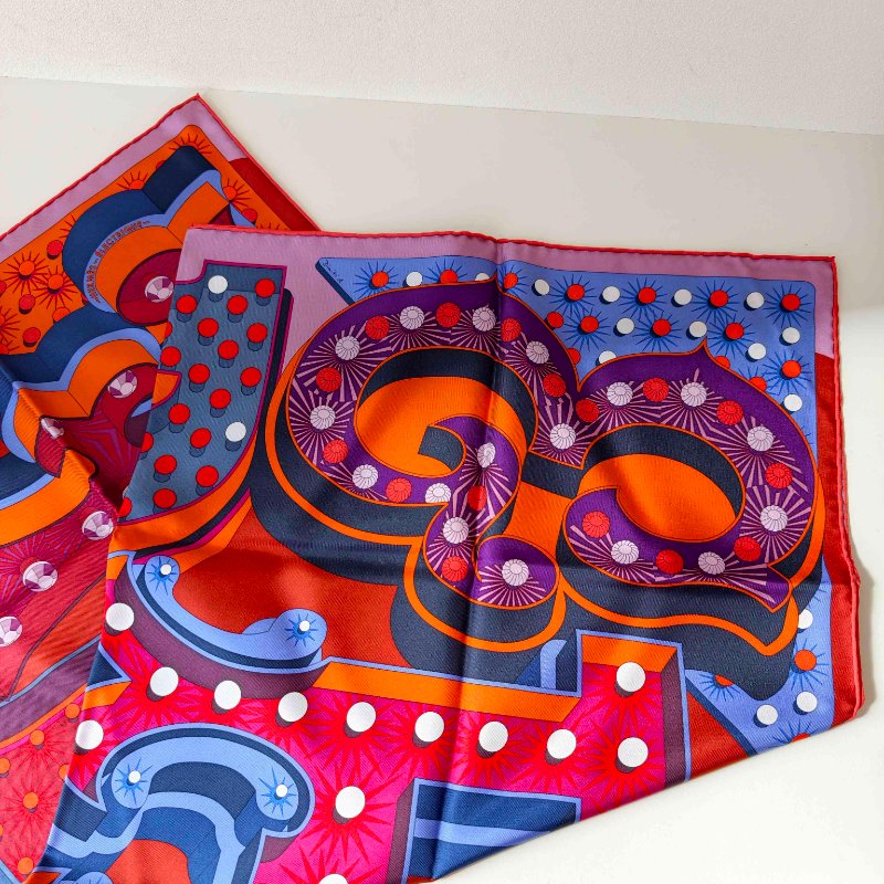 hermes 愛馬仕絲巾 90*90cm 閒置新-5