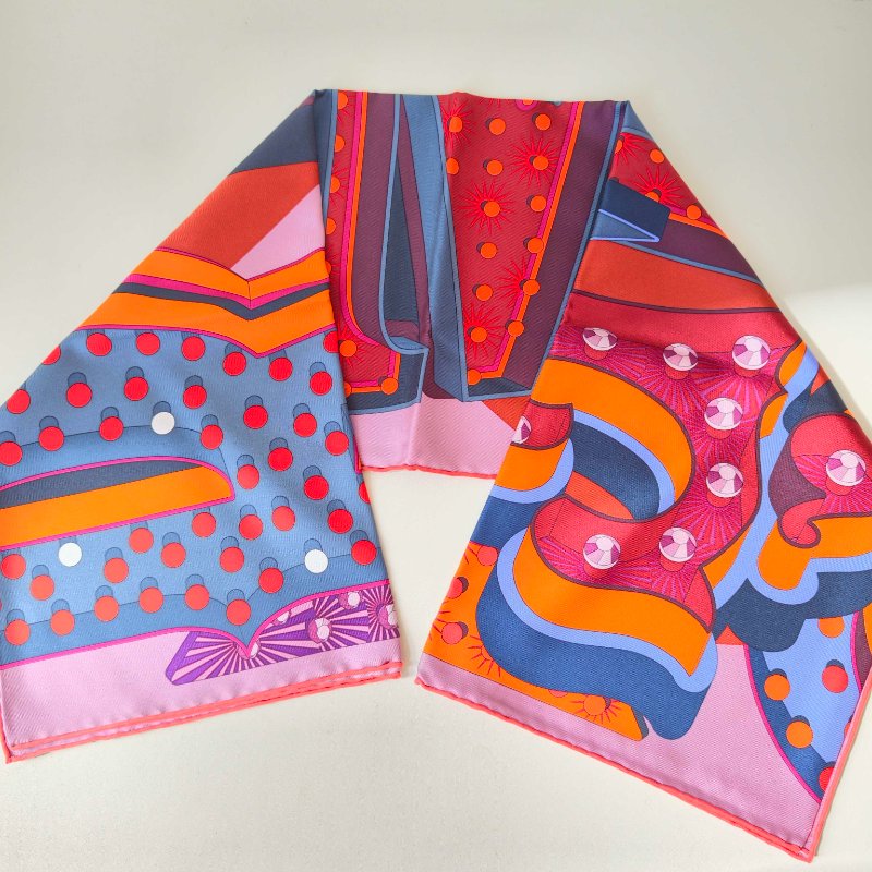 hermes 愛馬仕絲巾 90*90cm 閒置新-6