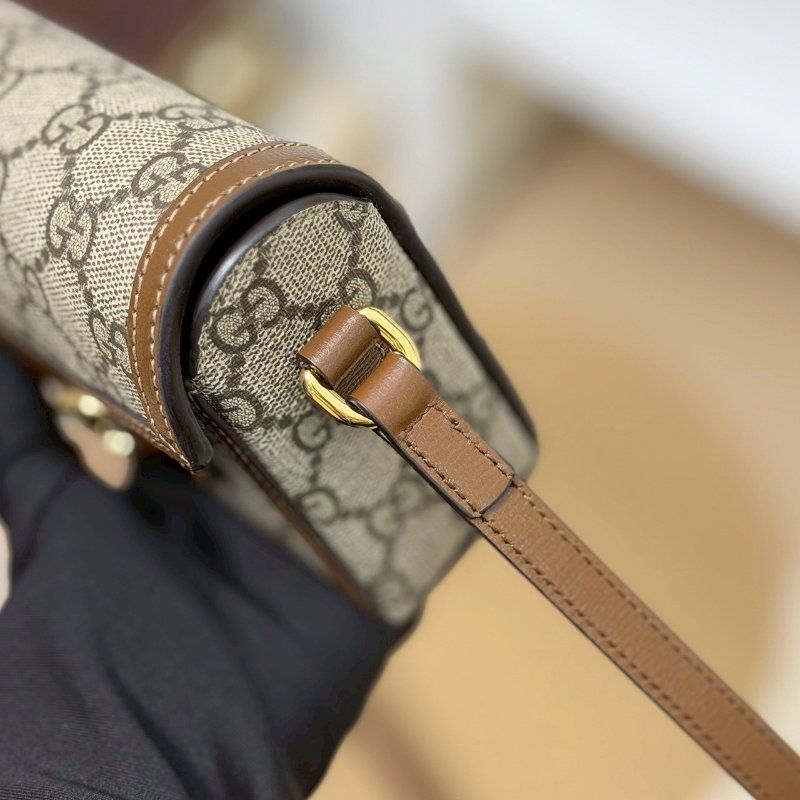 🏷Gucci 古馳．1955 Horsebit 馬銜釦橫式手機包/客人寄賣-14