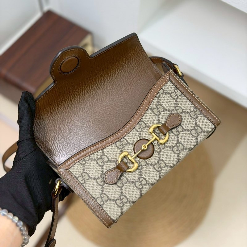 🏷Gucci 古馳．1955 Horsebit 馬銜釦橫式手機包/客人寄賣-18