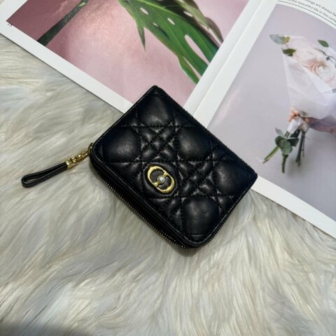 Dior Jolie珍珠黑籐格紋短夾