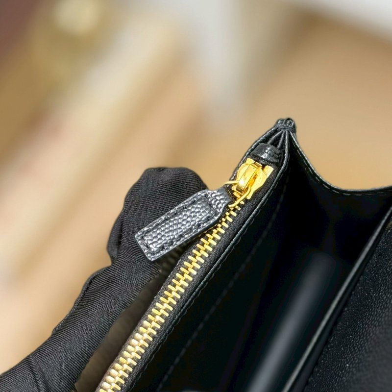 （魚子醬飽滿！超美❤️❤️）🏷YSL 聖羅蘭．CASSANDRE 魚子醬 woc 小號/客人寄賣-18