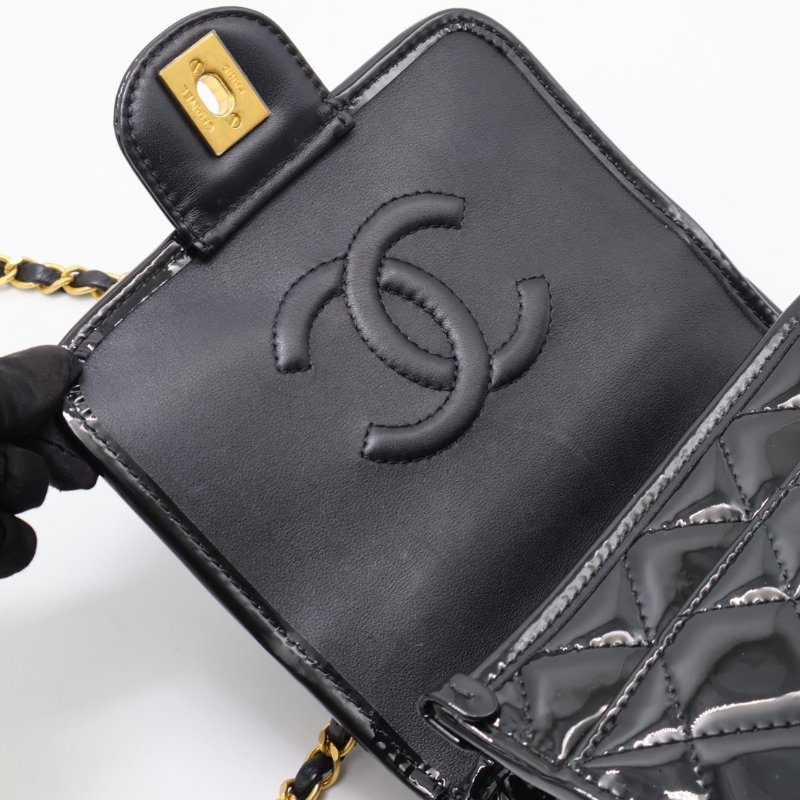 CHANEL 22K漆皮豆腐包 - 黑金-8