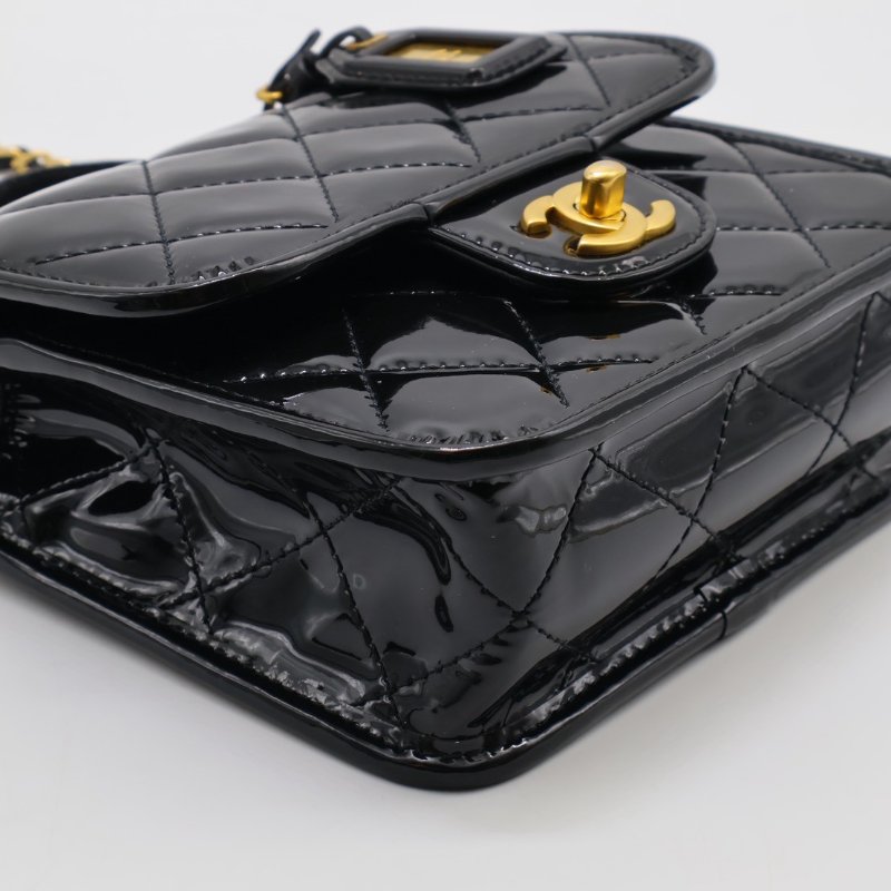 CHANEL 22K漆皮豆腐包 - 黑金-14