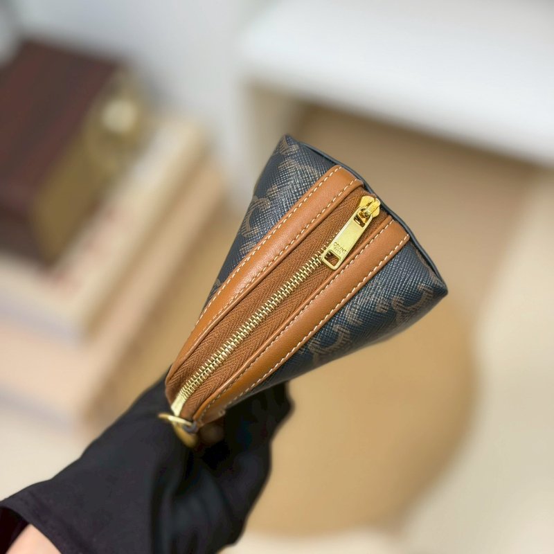 🏷Celine 瑟琳．Mini 貝殼包/客人寄賣-2