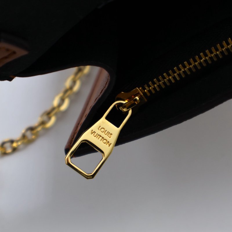 LOUIS VUITTON Dauphine達芙妮鍊帶小包-9