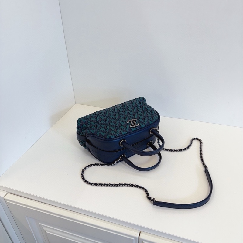 【98新🆕】Chanel  墨綠拼深海軍藍編織牛皮🦚保齡球手提包 造舊銀扣 小號 small-4