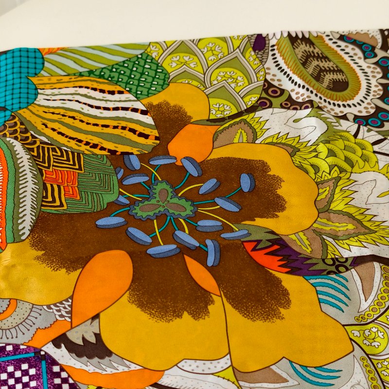 hermes 愛馬仕 藍色絲巾 88*88 閒置成色-8