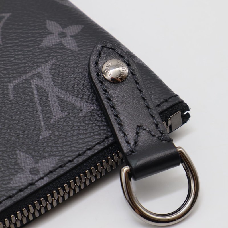 LOUIS VUITTON Trio三合一黑武士郵差包-14