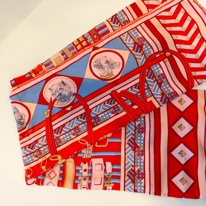 愛馬仕/Hermes 絲巾 紅色 尺寸：88 x 88厘米 閒置新-1