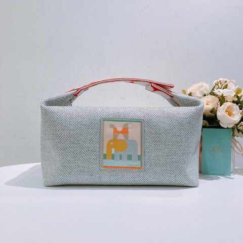 TW4735 Hermes 愛馬仕 飯盒包 大號 動物部落系列Animaux Blacks Case Large Cotton Granit