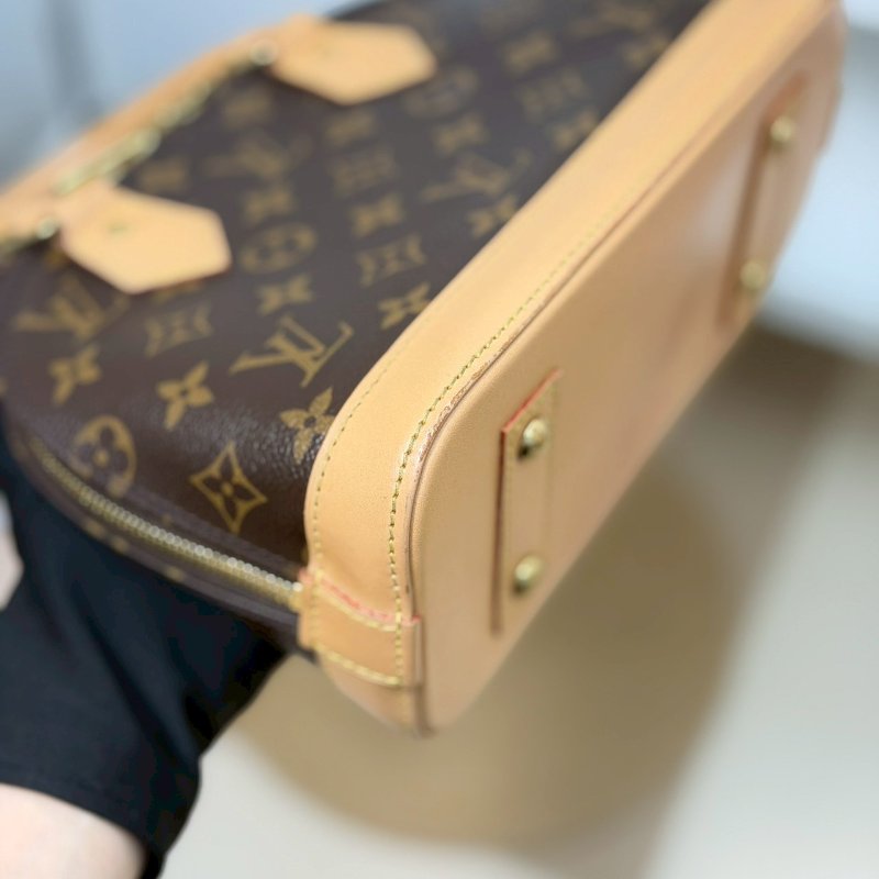 （超甜價！請把握🫶🏻🫶🏻）🏷LV 路易威登．Alma BB 老花貝殼包 M46990/客人寄賣-6