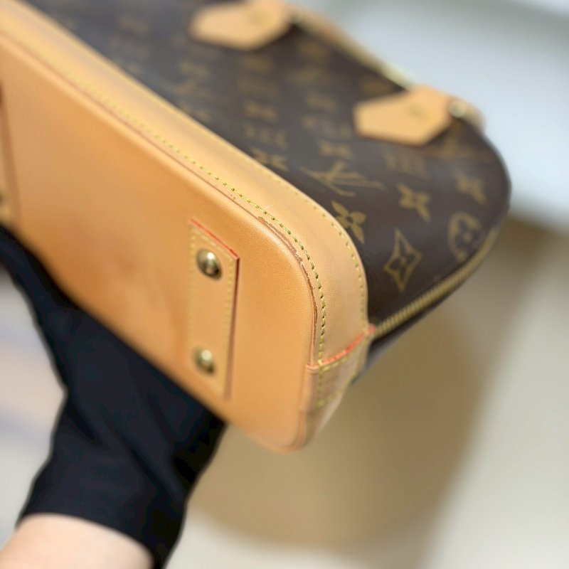 （超甜價！請把握🫶🏻🫶🏻）🏷LV 路易威登．Alma BB 老花貝殼包 M46990/客人寄賣-7