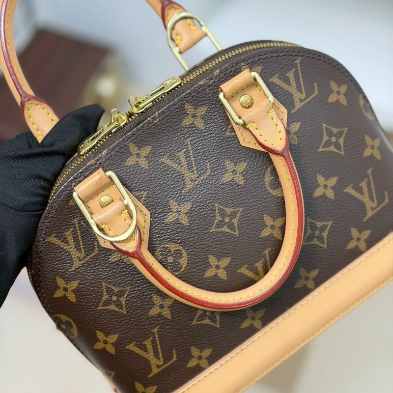 （超甜價！請把握🫶🏻🫶🏻）🏷LV 路易威登．Alma BB 老花貝殼包 M46990/客人寄賣-19