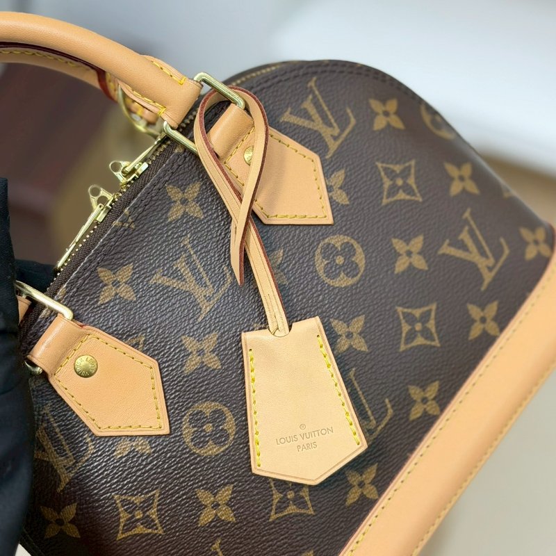 （超甜價！請把握🫶🏻🫶🏻）🏷LV 路易威登．Alma BB 老花貝殼包 M46990/客人寄賣-20
