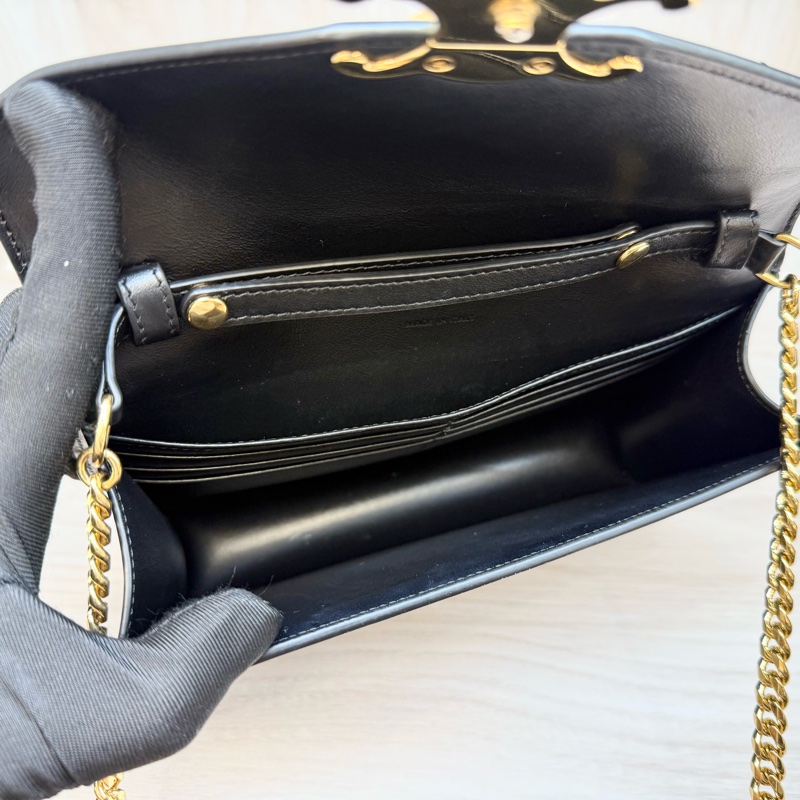 CELINE黑金牛皮凱旋MARGO下蓋信封側背包10L033DPV-19