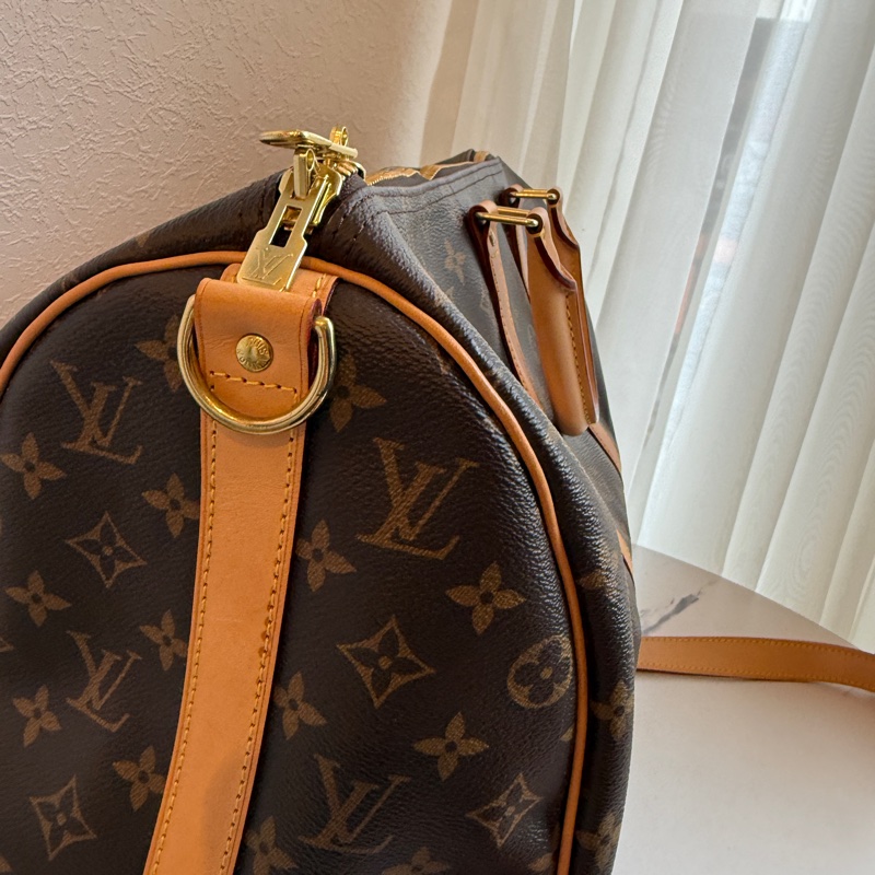 算很新的旅行袋45 背帶款😍😍-12