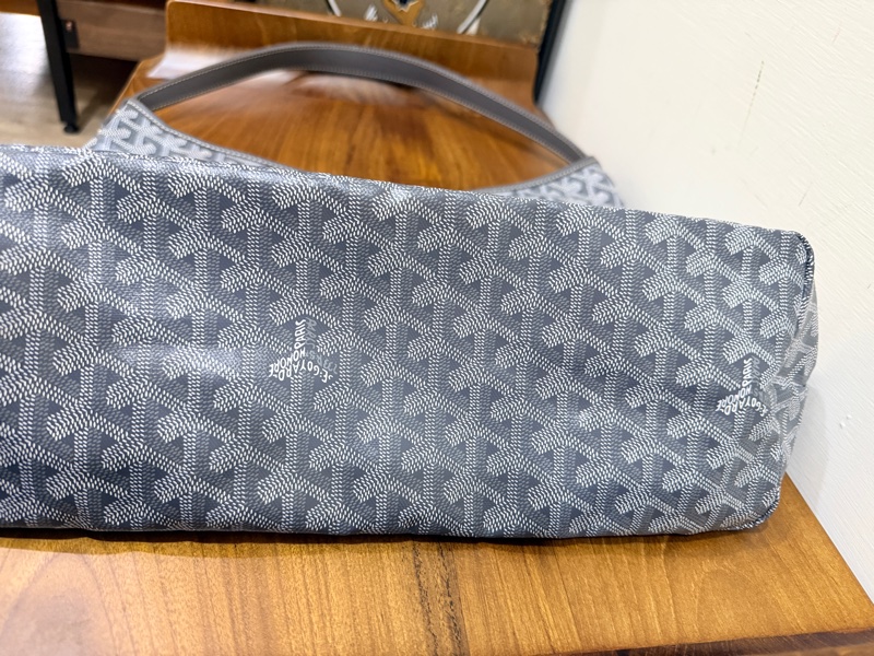 未使用品✨超賠售Goyard hobo灰色 好裝又好揹 最耐看的灰色🩶真的好難買啊啊啊-9