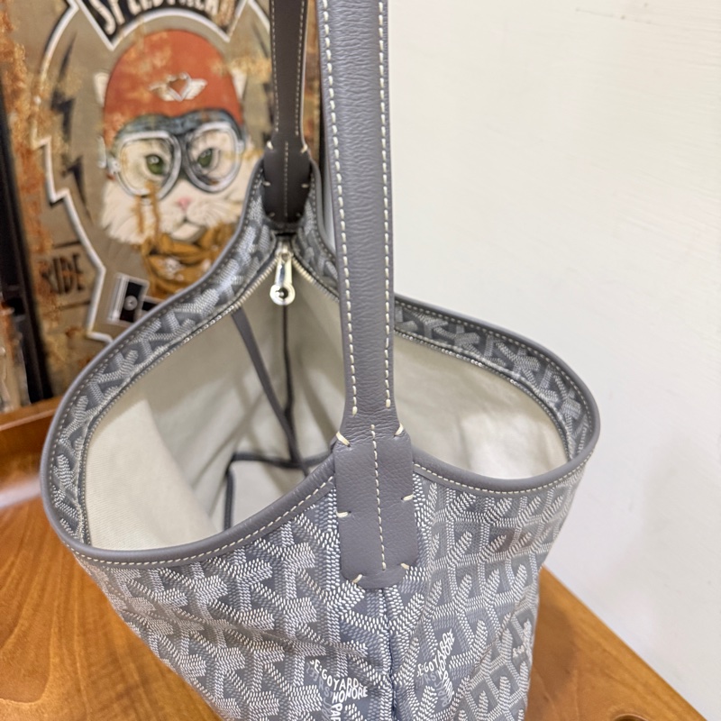 未使用品✨超賠售Goyard hobo灰色 好裝又好揹 最耐看的灰色🩶真的好難買啊啊啊-11