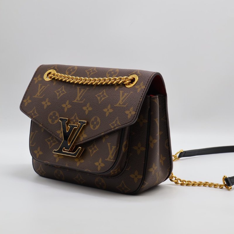 LOUIS VUITTON Passy郵差包-2