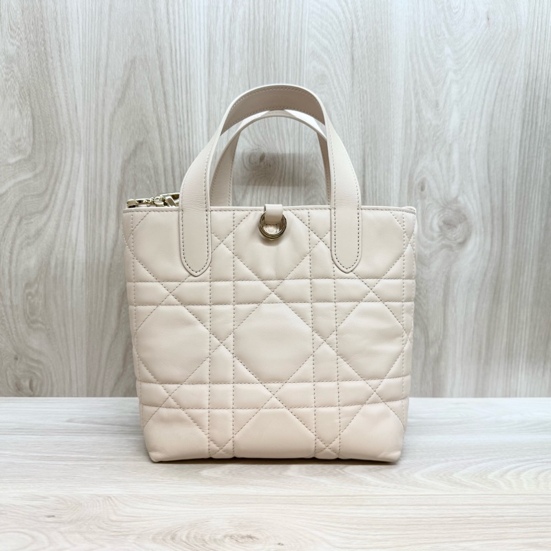 DIOR砂岩粉籐格紋小牛皮Toujours直式小型托特包M2835OSNW-2