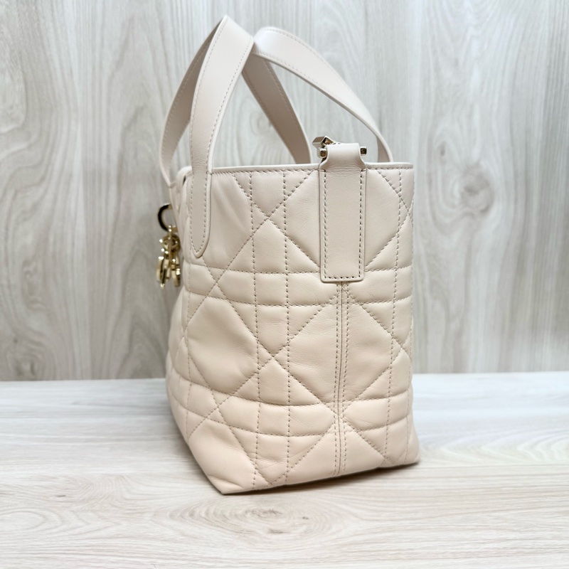 DIOR砂岩粉籐格紋小牛皮Toujours直式小型托特包M2835OSNW-3