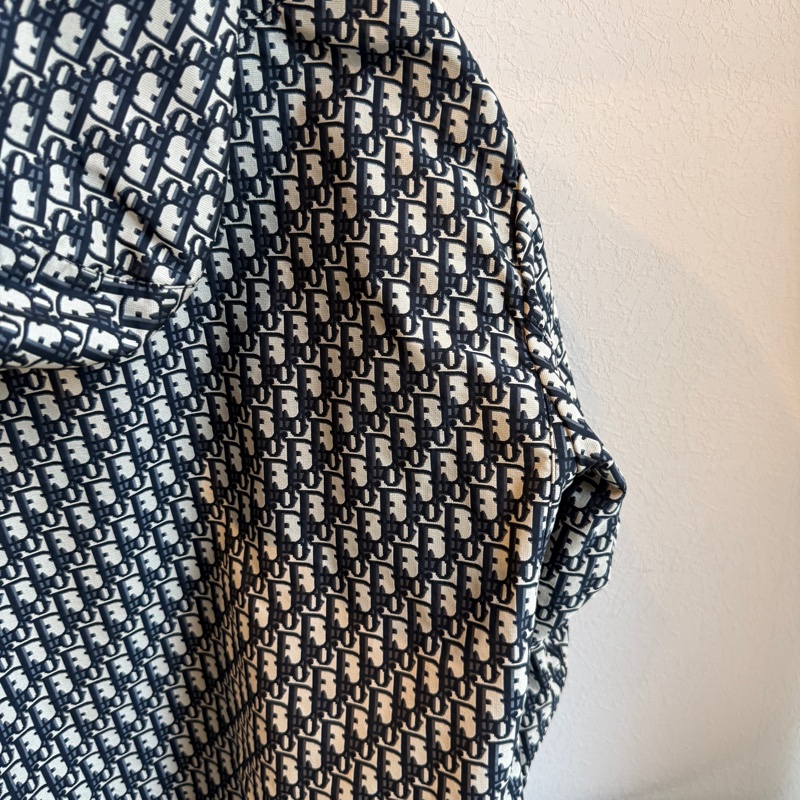 Dior滿版衝鋒衣超好看的 可以穿很大 只穿一次 防風可以滑雪-7