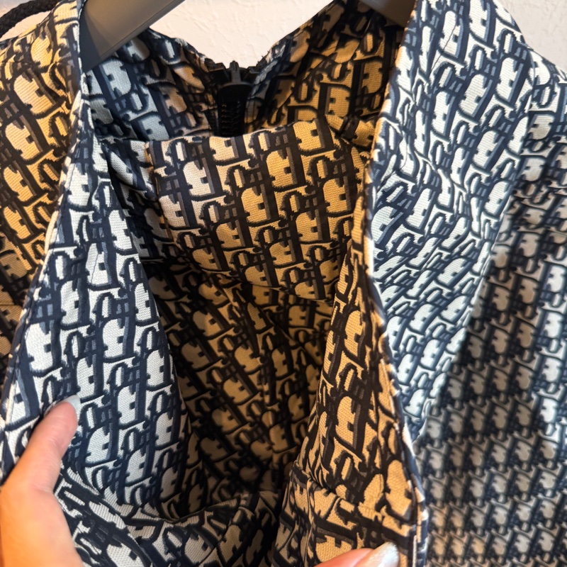 Dior滿版衝鋒衣超好看的 可以穿很大 只穿一次 防風可以滑雪-8