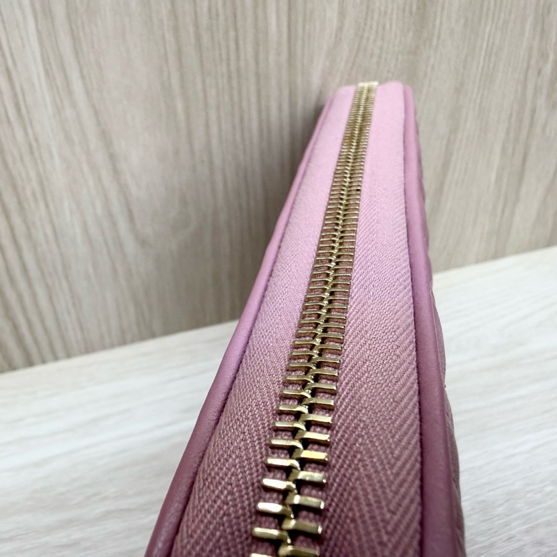 DIOR粉紫色籐格紋羊皮Lady Dior Voyageur長夾S0007ONMJ-9