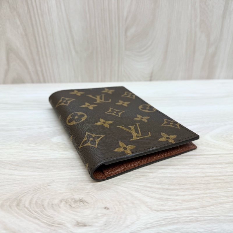 LV原花4卡護照夾M64502-3