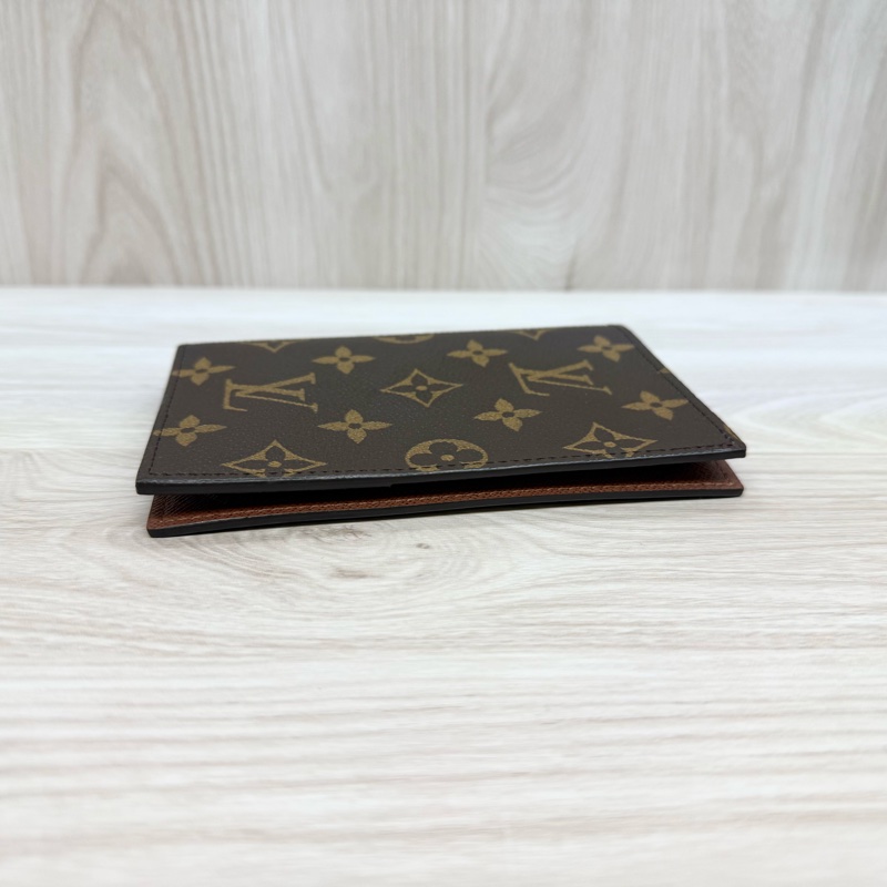 LV原花4卡護照夾M64502-4