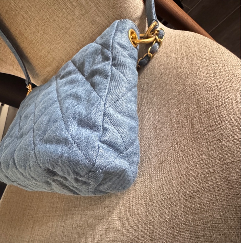 香奈兒Chanel 𝟤𝟧ᴘ牛仔單寧金嬉皮包ʜᴏʙᴏ小號/全新閒置-9