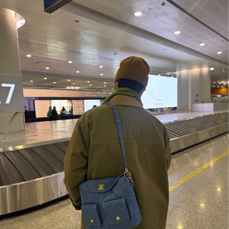 香奈兒Chanel 𝟤𝟧ᴘ牛仔單寧金嬉皮包ʜᴏʙᴏ小號/全新閒置-11