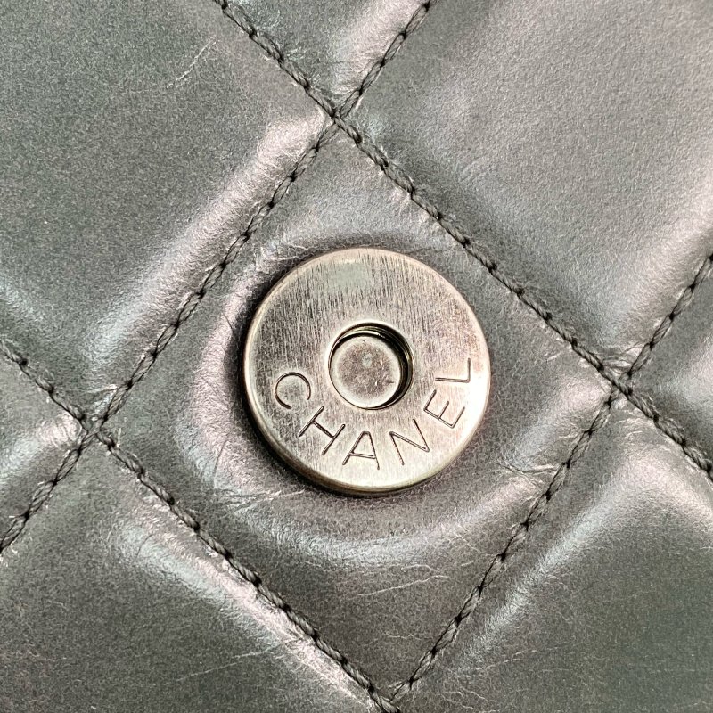 △ Chanel 香奈兒 Gray Green Calfskin Ruthenium-Finish Metal Chain Shoulder Bag No.18 灰綠色小牛皮鍍釕金屬鏈條肩背袋 No.18 -267001039-14