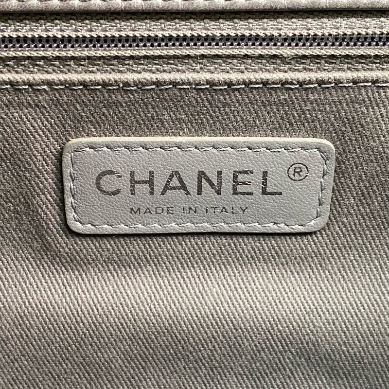 △ Chanel 香奈兒 Gray Green Calfskin Ruthenium-Finish Metal Chain Shoulder Bag No.18 灰綠色小牛皮鍍釕金屬鏈條肩背袋 No.18 -267001039-15