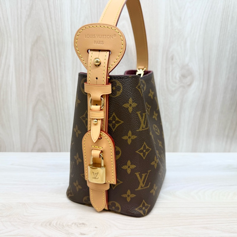 LV原花金釦ALL In BB手提斜背包 M12925-6