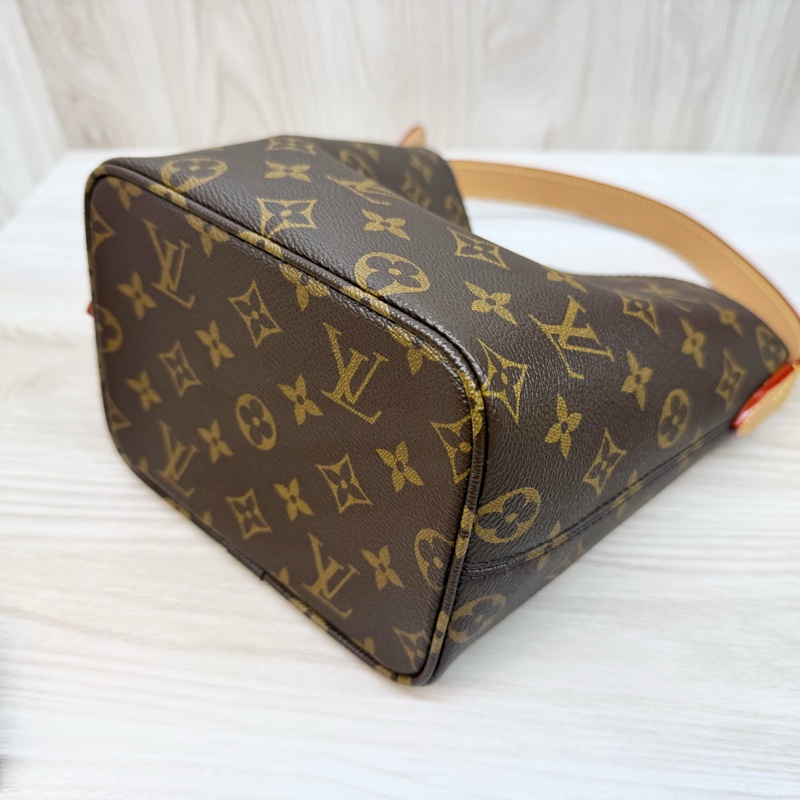 LV原花金釦ALL In BB手提斜背包 M12925-18