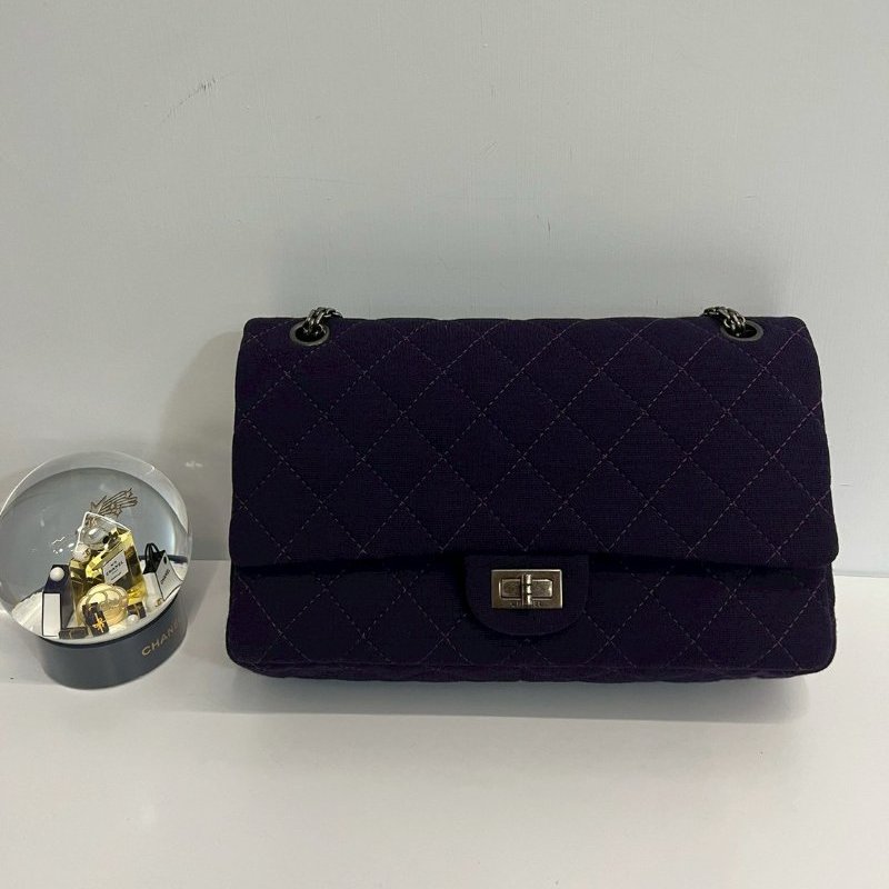 Chanel 2.55 中號 斜背包 複古銀釦-0